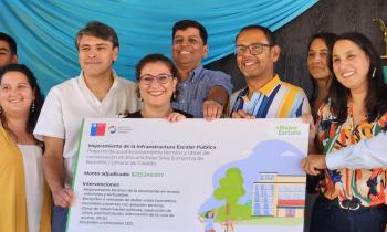 Autoridades dan el vamos al inicio de las obras en Escuela Ester Silva Somarriva de Bartolillo en la comuna de Cabildo