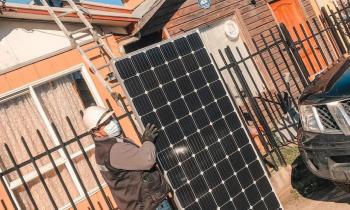 Lanzan Fondo de Acceso a la Energía que permitirá a organizaciones instalar soluciones fotovoltaicas o termoso...