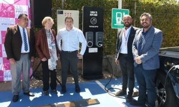 Seremi de Energía y Enel X Way inauguran primera electrolinera pública en Pichilemu