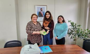 Seremi de Energía Magallanes entrega material para implementar la Oficina de Cambio Climático y Eficiencia Energética de la Municipalidad de Punta Arenas.
