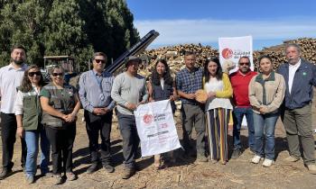 Seremi de Energía entrega Sello Calidad de Leña a productor de la Provincia de Biobío