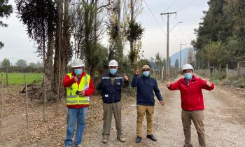 Programa La Ruta de la Luz permite conexión eléctrica domiciliaria a familias de sector rural de San Vicente TT