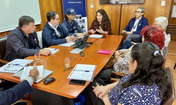 Diálogo con dirigentes sociales de Iquique y Hospicio sobre el servicio eléctrico
