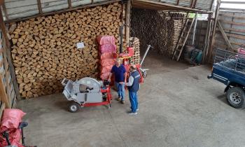 Seremi de Energía Ñuble visitó emprendimientos beneficiarios por programa "Leña Más Seca"