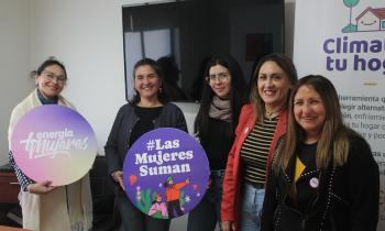 Comenzó ciclo de charlas de fortalecimiento de liderazgos femeninos de Ñuble