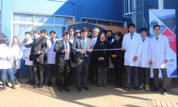 Subsecretario Irarrázabal inaugura techo solar en colegio municipal de Rancagua