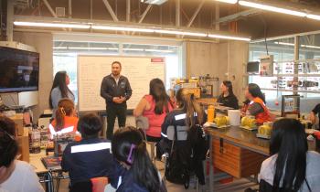 Seremi de Energía se reunió con alumnas de curso de “Instaladoras Eléctricas Clase D” en Inacap Chillán