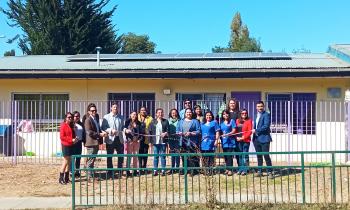 Valparaíso da un gran paso hacia un futuro más sostenible con la instalación de sistemas fotovoltaicos en jardines infantiles