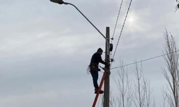Programa La Ruta de la Luz permite conexión eléctrica domiciliaria a familias de sector rural de San Vicente TT